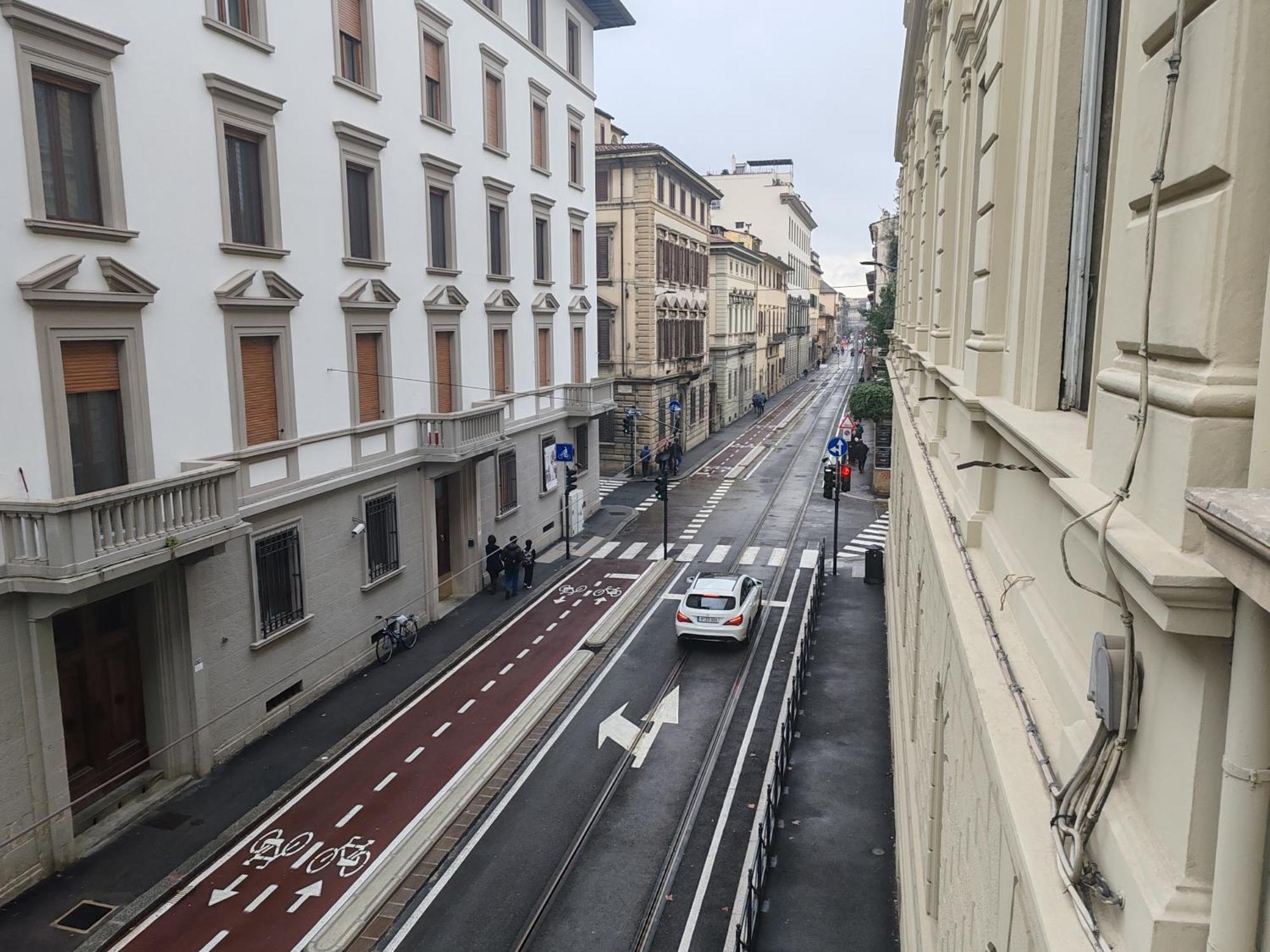 Cavour 83 Prestige House By 360Rentals Florence Exterior photo